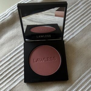 LAWLESS Powder Blush in Vintage Love